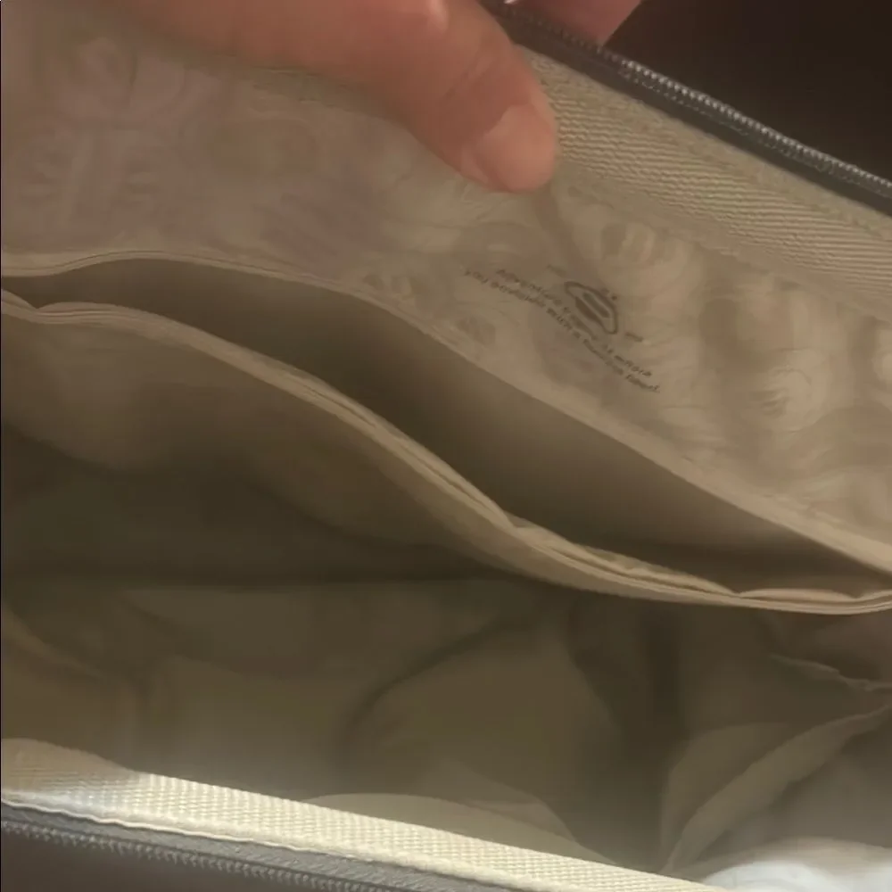 Humble bee 🐝 diaper bag preloved